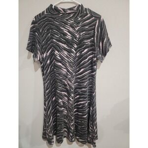 Torrid size 1 1X gray & Pink zebra Hacci mock neck print knit trapeze dress